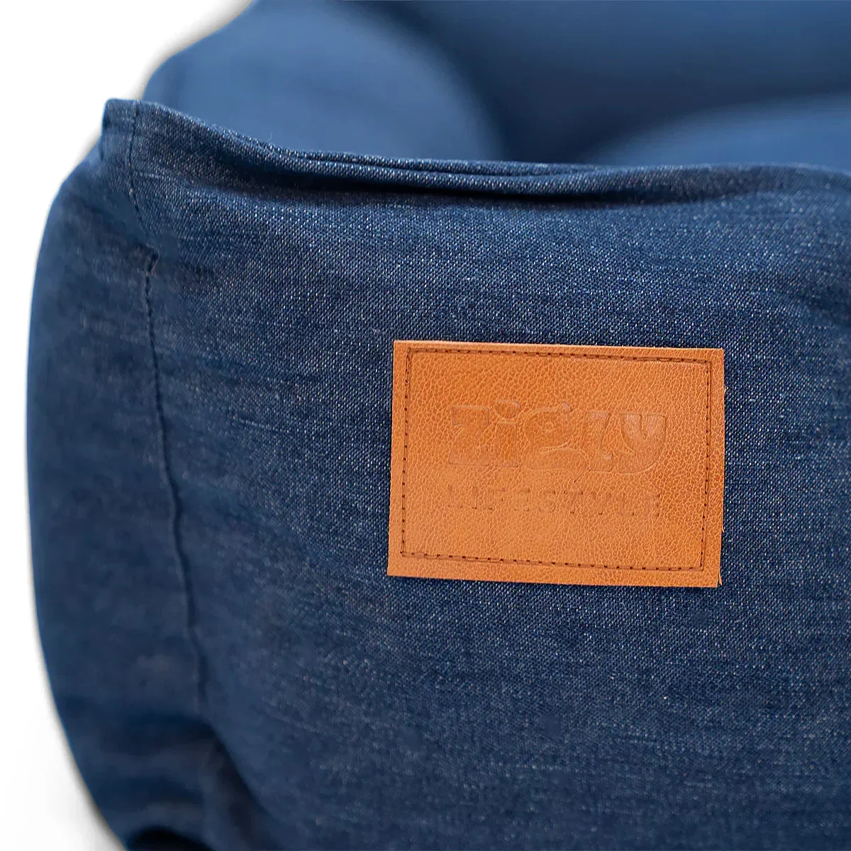 ZL Denim Daze Lounger Dog Bed - Image 4